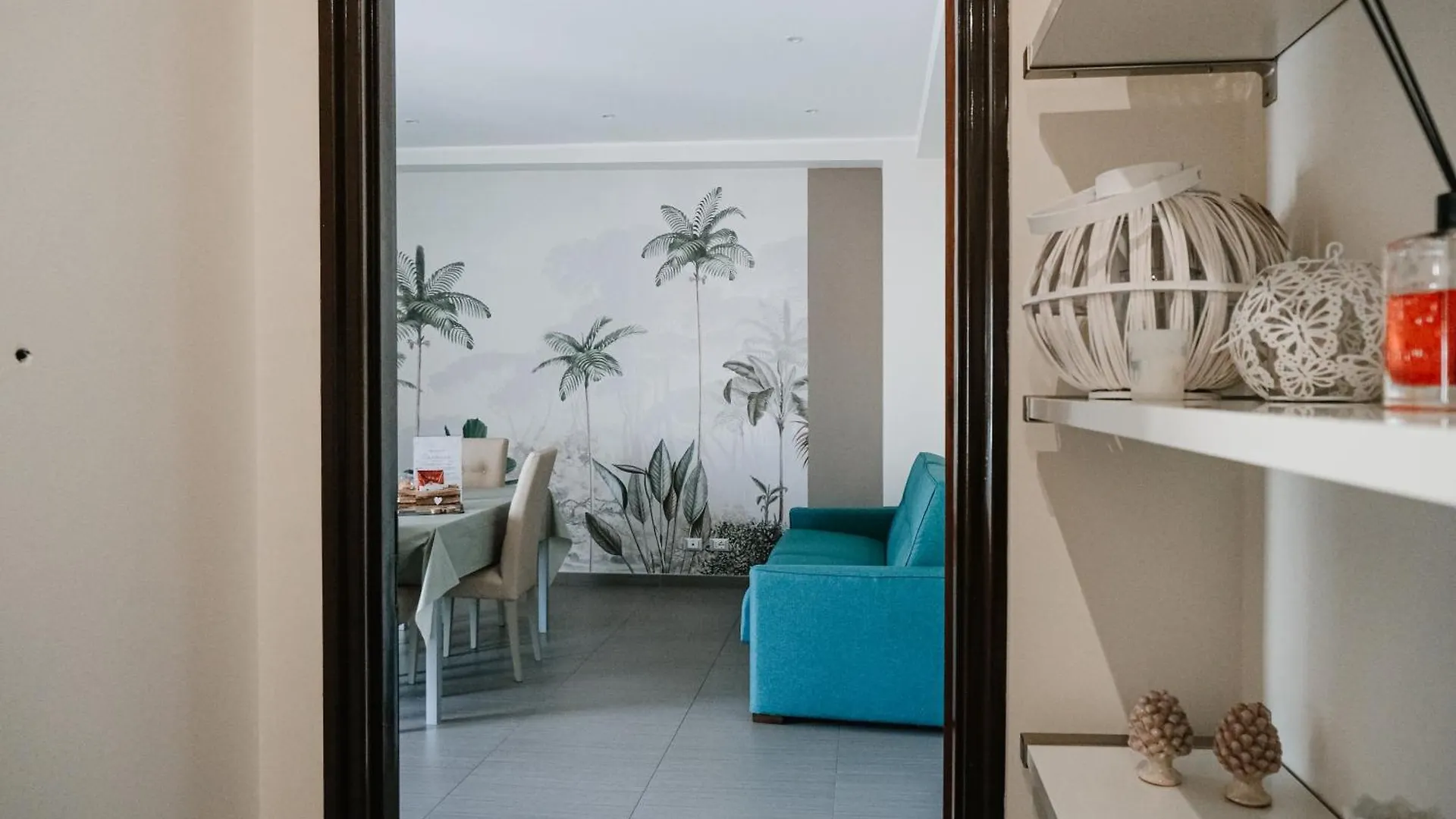 Carmina Apartment Brolo