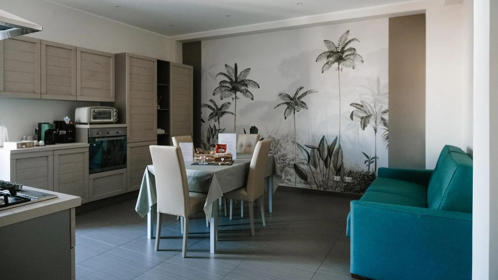 Carmina Apartment Brolo 0*,
